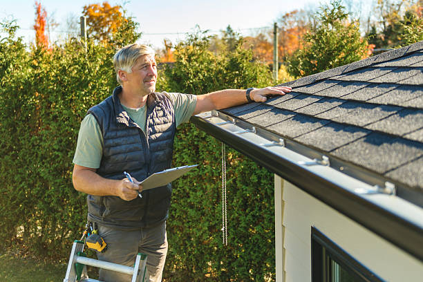 Professional Emergency Roof Repair technician working in Carrollton, MO
